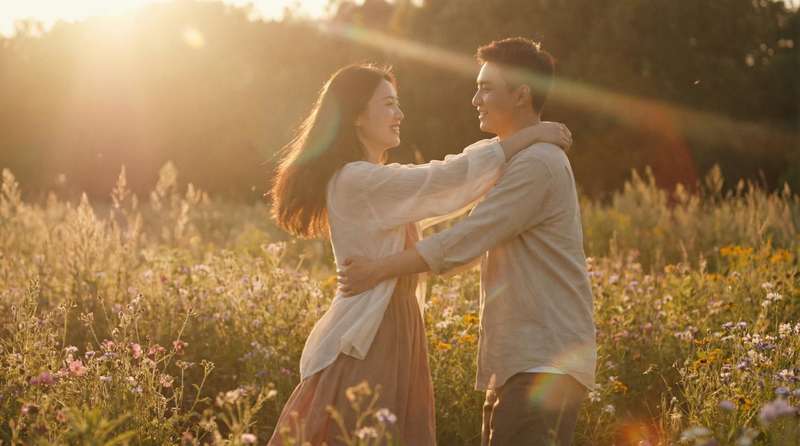 湿身诱惑视频-花间舞MV